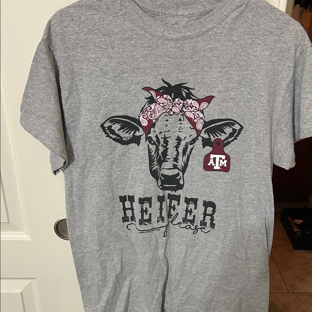 Gray Heifer Graphic T-Shirt